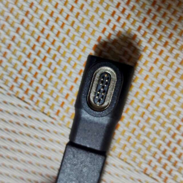 コネクタのアップ画像